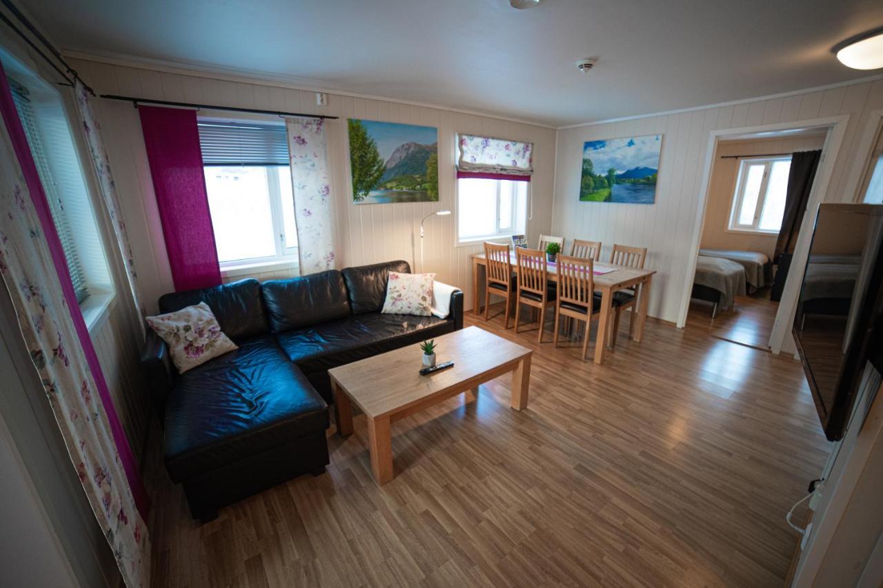 Forde Gjestehus Og Camping Førde Exterior foto