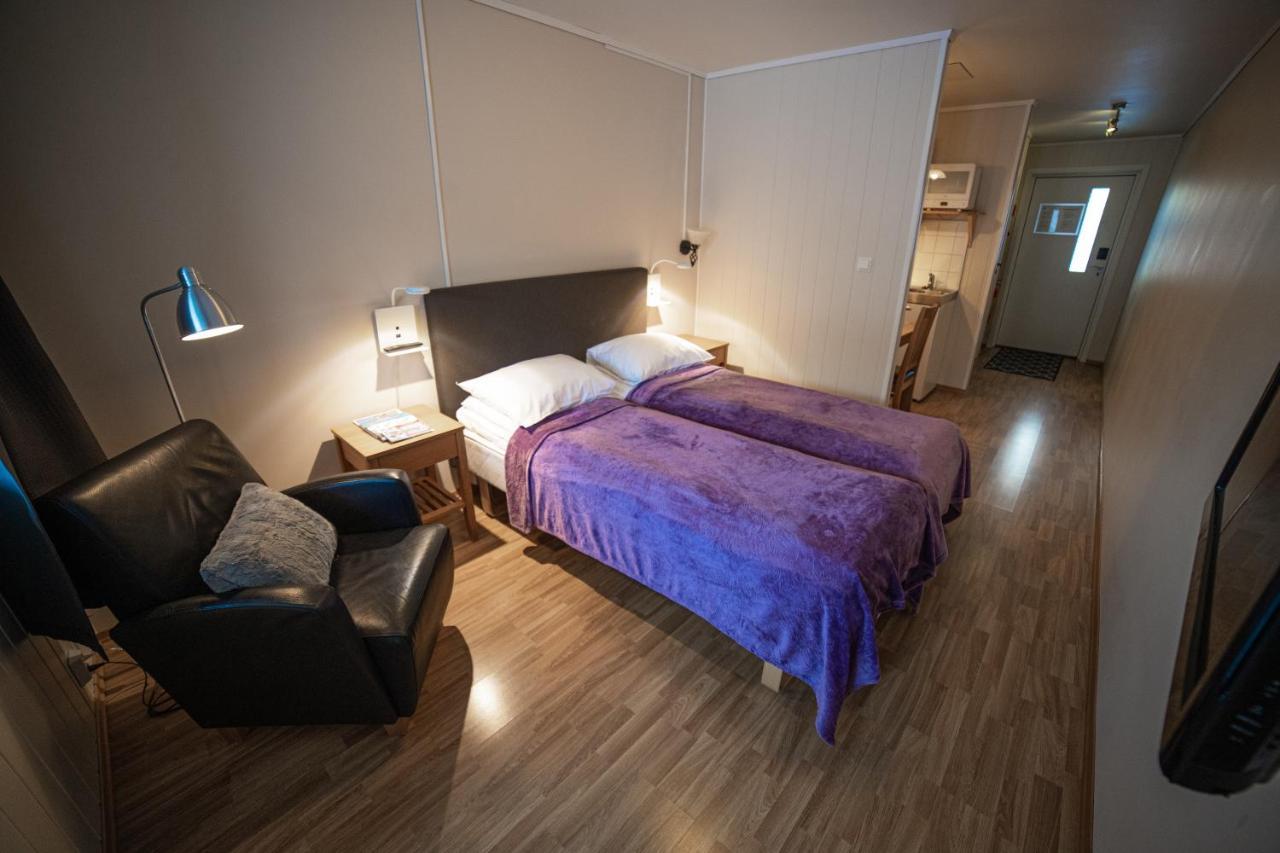 Forde Gjestehus Og Camping Førde Exterior foto