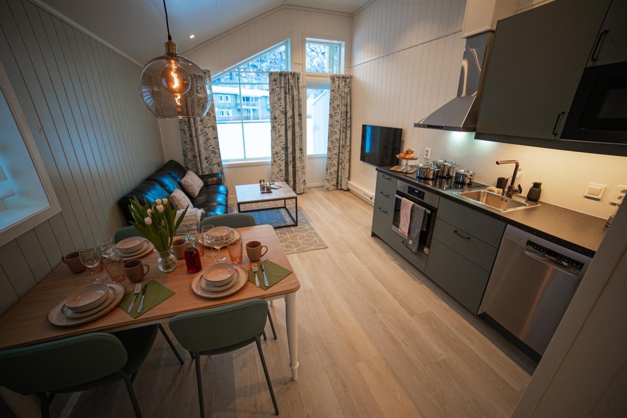 Forde Gjestehus Og Camping Førde Exterior foto